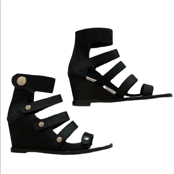 Opening Ceremony Olivia  Black Wedge Leather Suede Strappy Snap Button Sandals 9 - Picture 4 of 16